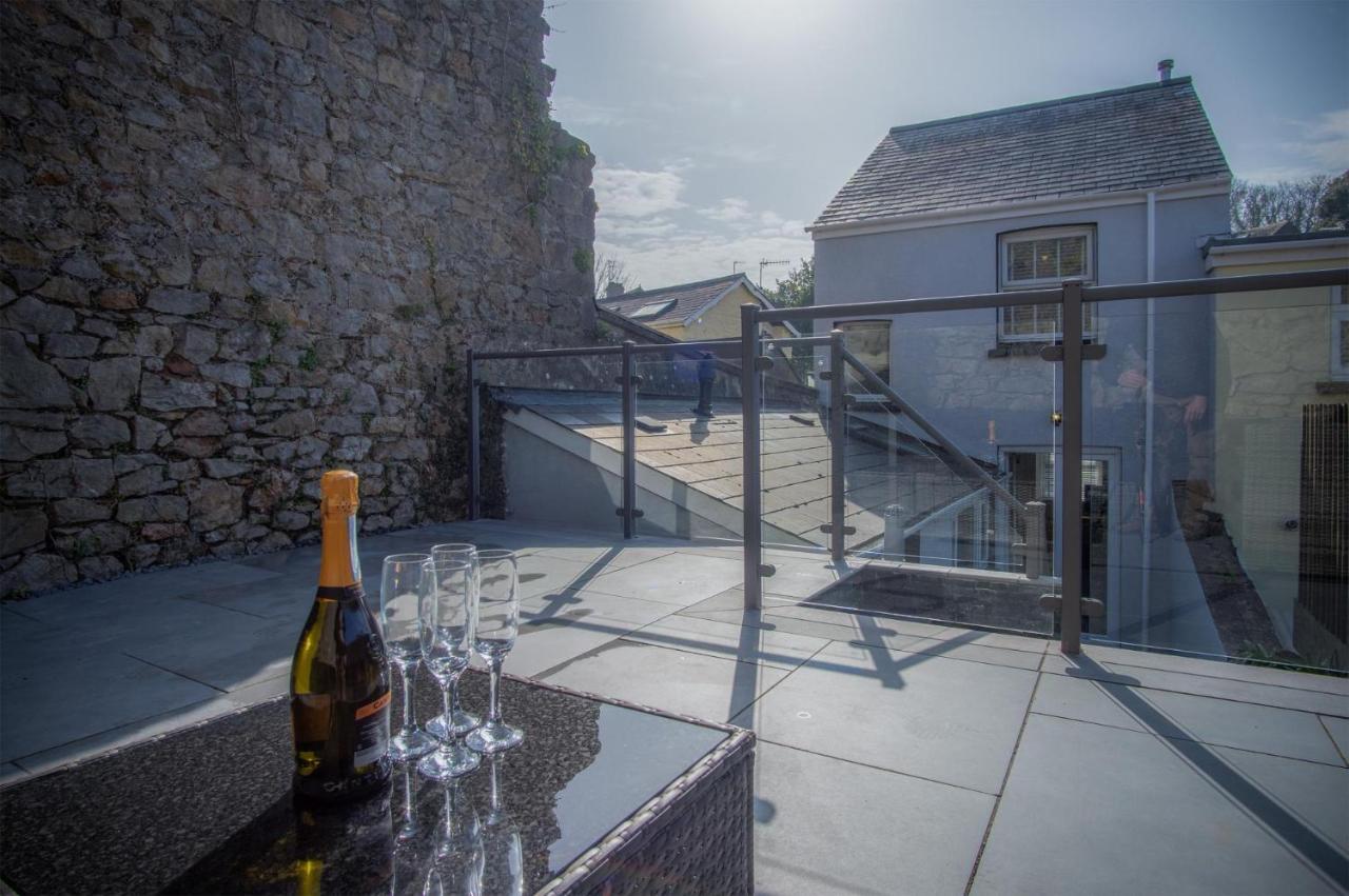 Hawtree Cottage - 2 Bedroom Cottage - Tenby Dış mekan fotoğraf