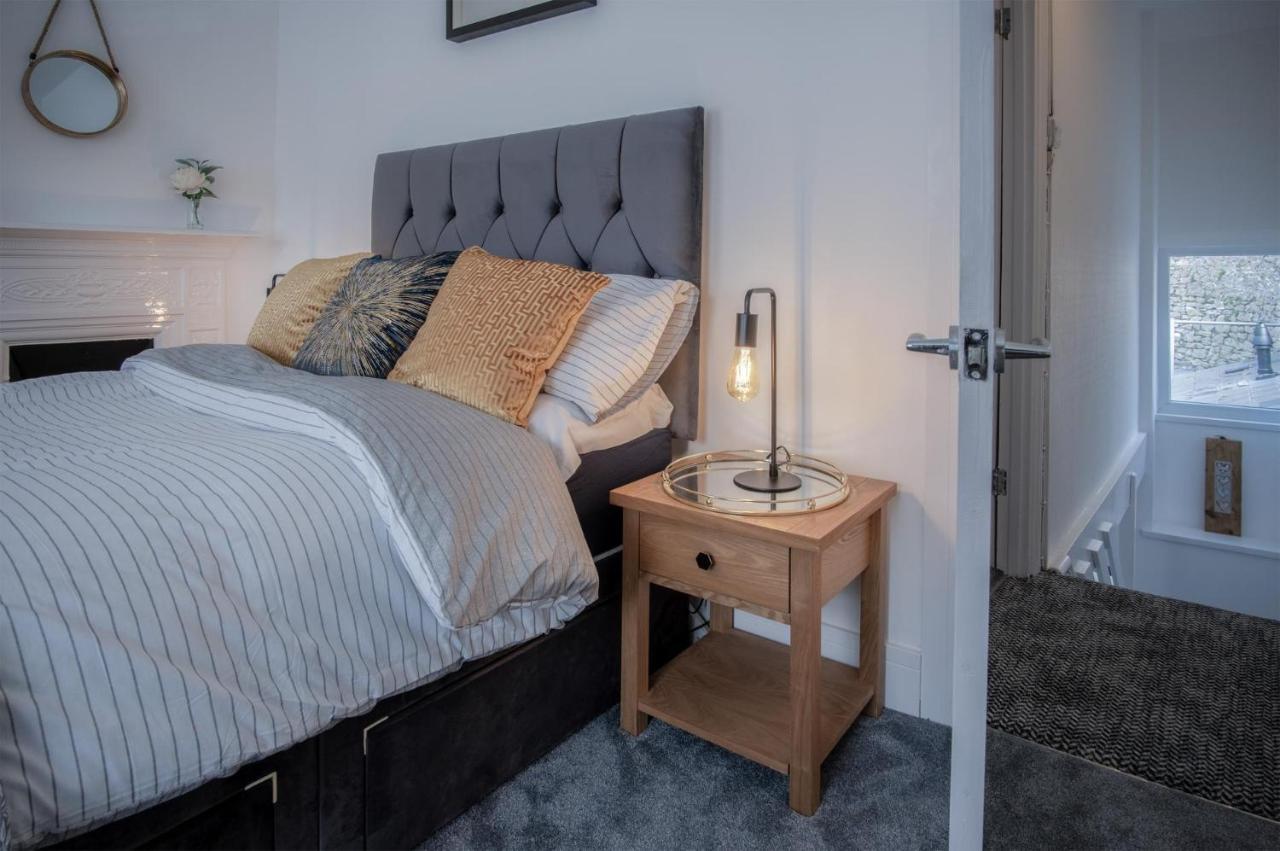 Hawtree Cottage - 2 Bedroom Cottage - Tenby Dış mekan fotoğraf